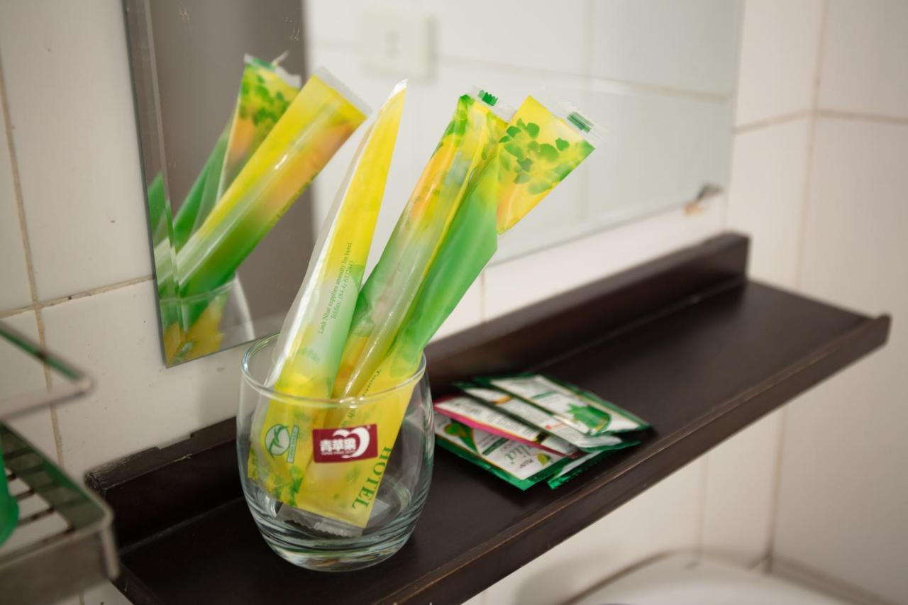 Hanoisunflowersuitehostel Екстер'єр фото