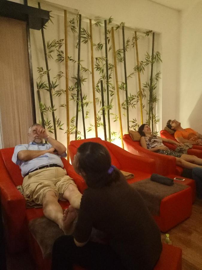 Hanoisunflowersuitehostel Екстер'єр фото